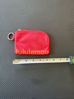 lululemon Clippable Card Pouch